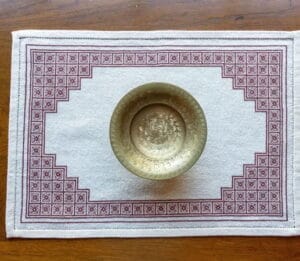 Avlea Folk Embroidery Rozain Table Runner Cross Stitch Kit