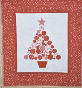 Baubles Christmas Quilt Wall Hanging Pattern by Louise Papas