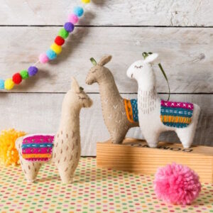 Corinne Lapierre 3 Felt Llamas Felt Kit