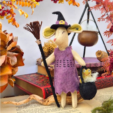 Corinne Lapierre Little Mouse is a Witch Felt Kit