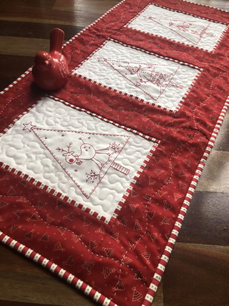 Gail Pan A Magical Christmas Table Runner Pattern