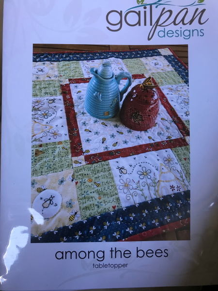 Gail Pan among the Bees Tabletopper Pattern