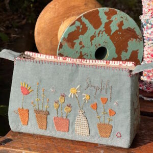 Anni Downs Simplify Zippered case Pattern