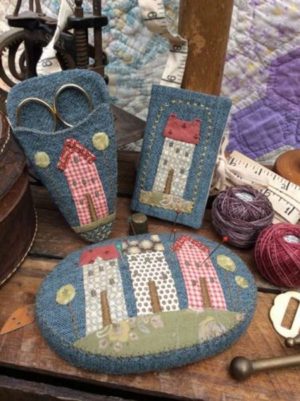 Hatched and Patched Village Sewing Trio Wool Needlecase, pin cushion and scissor keeper by Anni Downs pattern