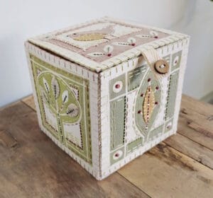 Louise Nichols cube Box Leaf Lino Print Kit