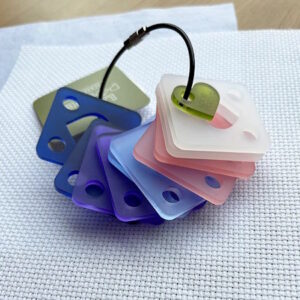 Love Poppet Acrylic Thread holders Purple Passion