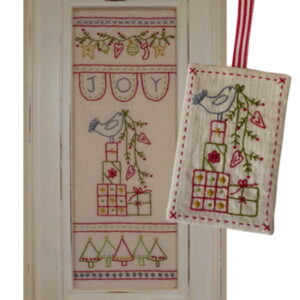 Marg Low Designs Christmas Gift of Joy Stitchery Pattern