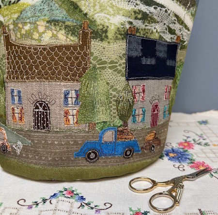 Summer Street Scene Project bag class with Cathy from Dear Emma Designs at Poppy Patch