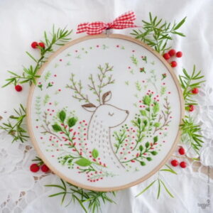 Tamar Nahir Yanai Christmas Deer Circle Embroidery Kit