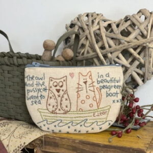 The Birdhouse Owl and Pussycat Purse pattern