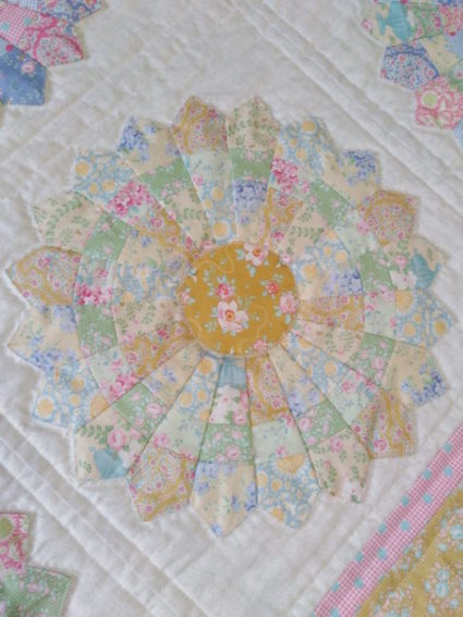 Triple Dresden Plate class with Janet Goddard from Patchwork Patterns at Poppy Patch