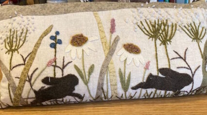 Willow and Hare Stitching Meadow Notions Purse Pattern